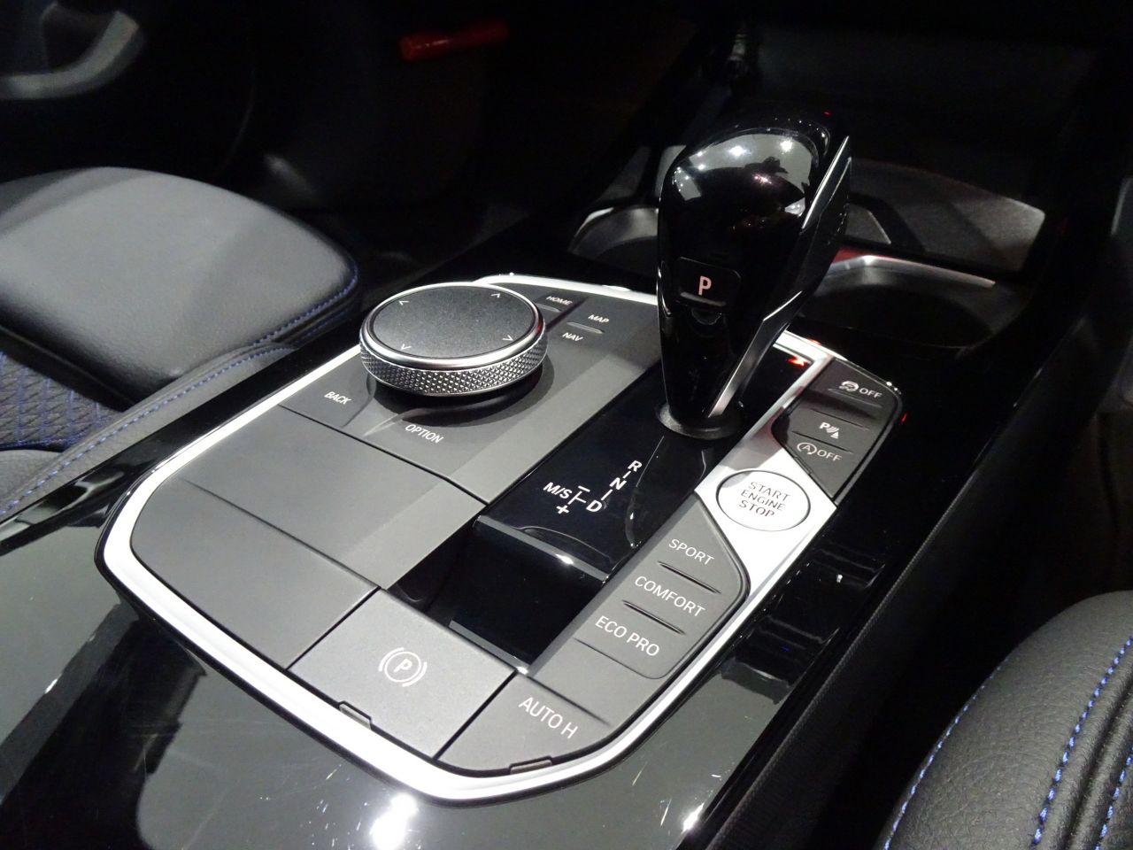 F40 118d Sports Hatch 5-door B47 2.0d
