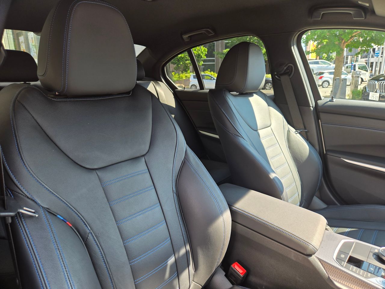 320d xDrive Berline RHD