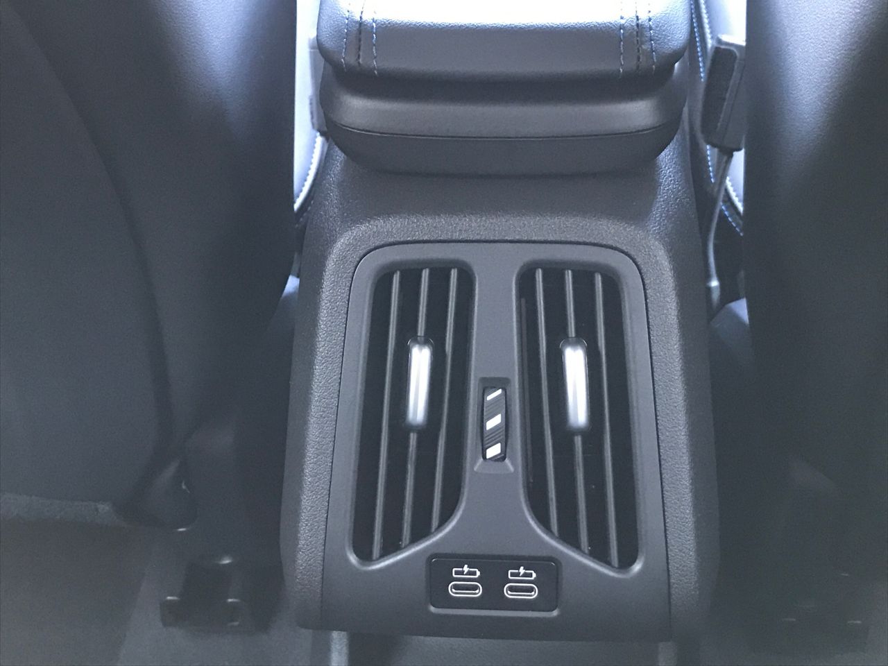 X2 M35i xDrive RHD