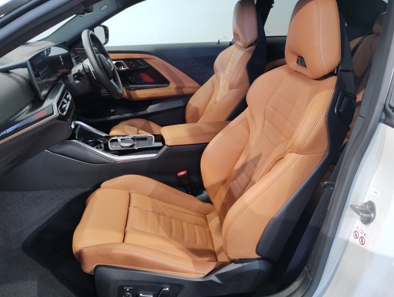 M240i xDrive Coupé RHD