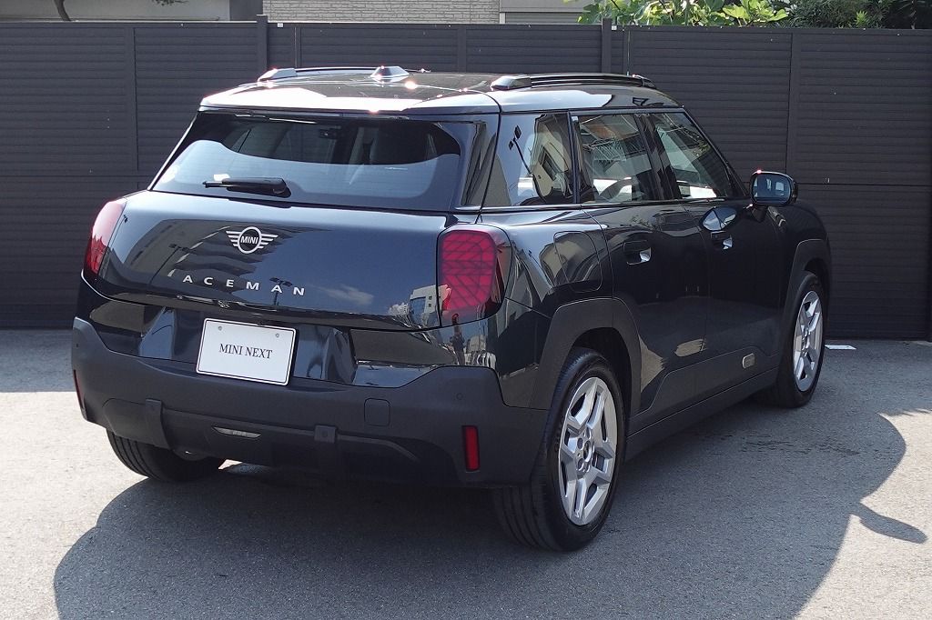 J05 MINI Aceman E