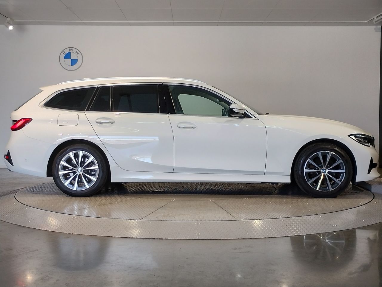 G21 320d xDrive Touring RHD