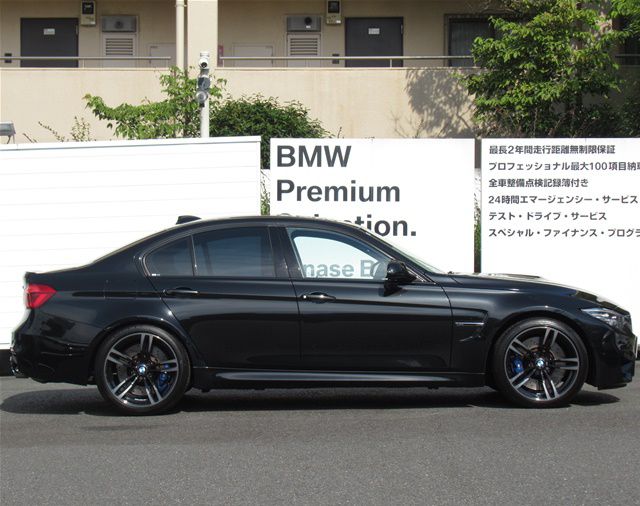 M3 LIMOUSINE RHD