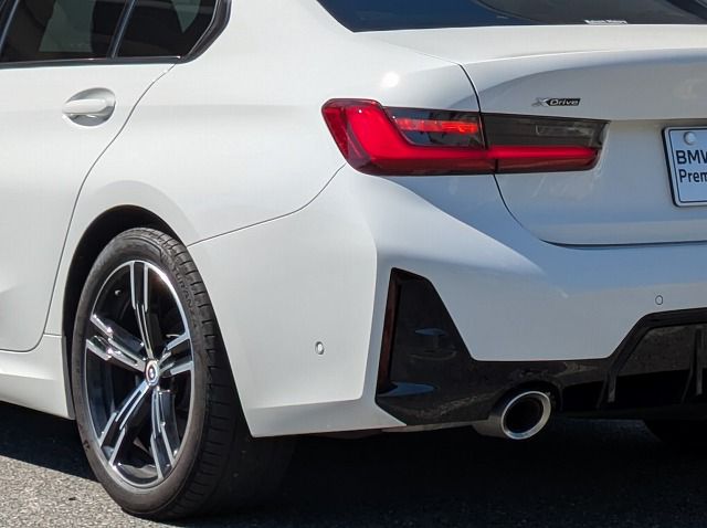 320d xDrive Berline RHD