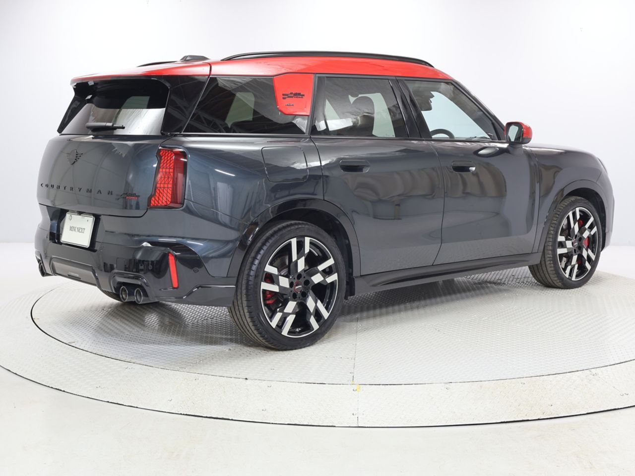 U25 MINI John Cooper Works Countryman ALL4