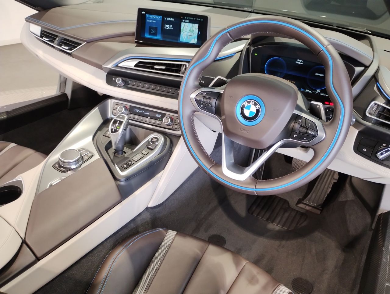 I15 i8 Roadster B38 1.5i