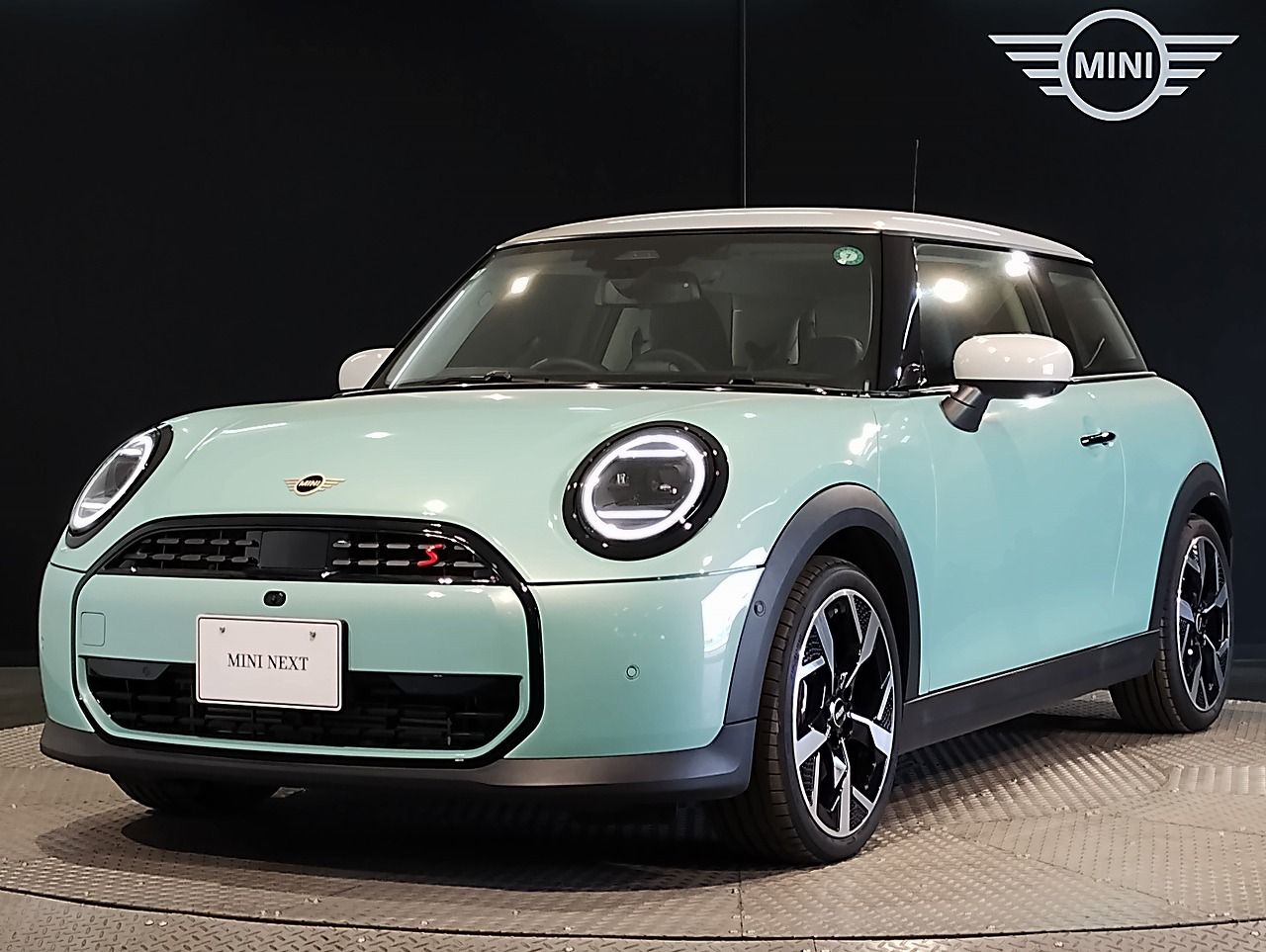 THE NEW MINI COOPER (3-DOOR) S