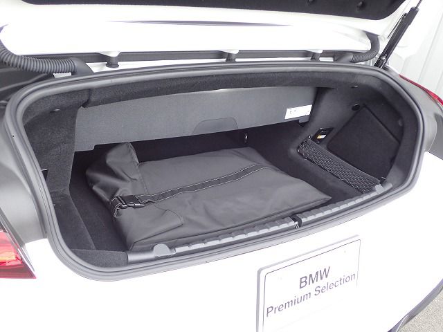 F91 M8 Competition Convertible S63 4.4i