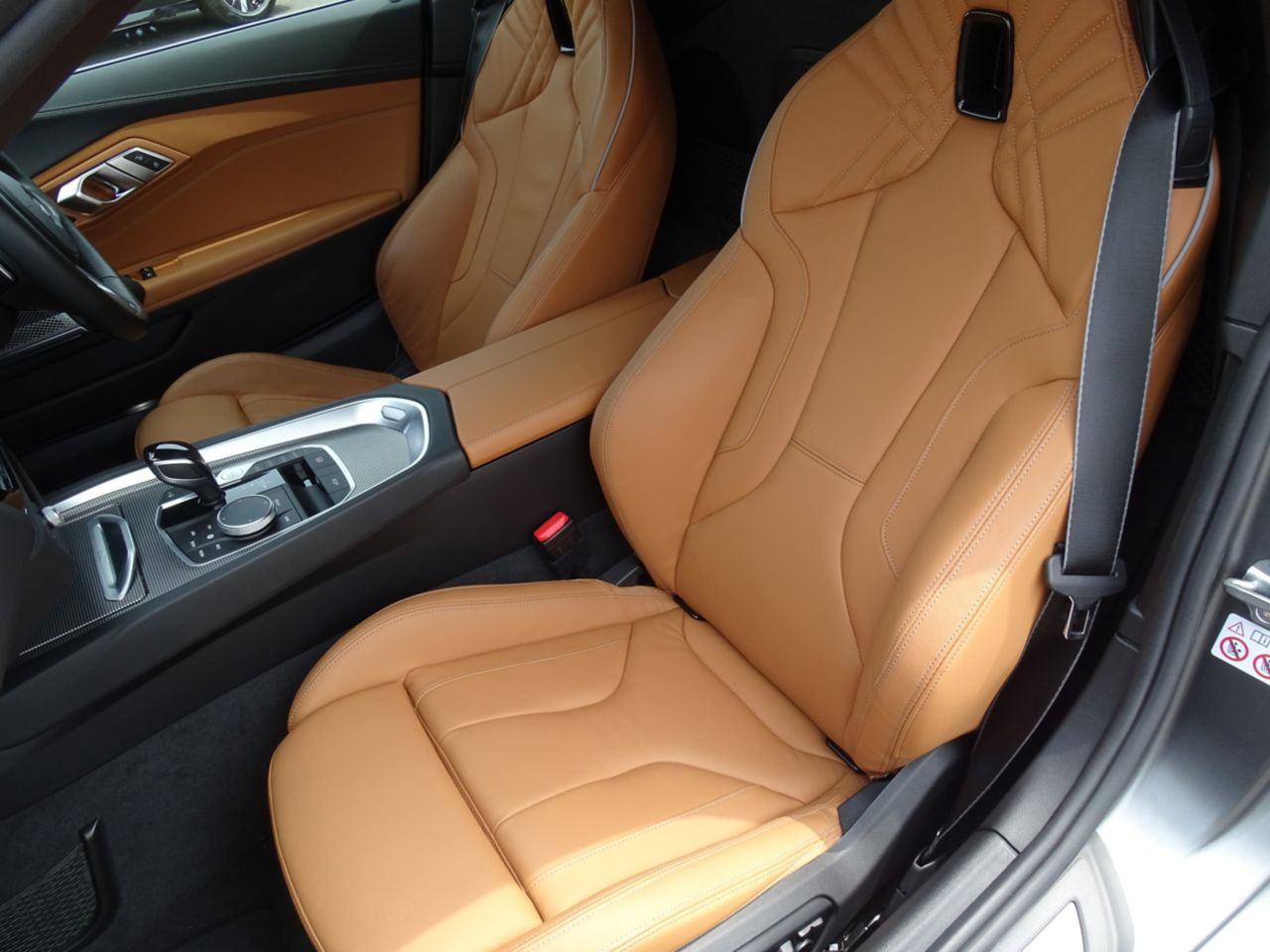 G29 Z4 M40i RHD
