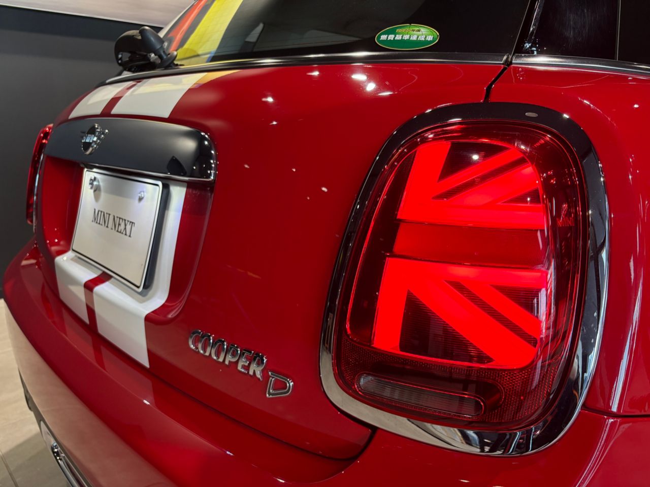 F55 COOPER D (AT)