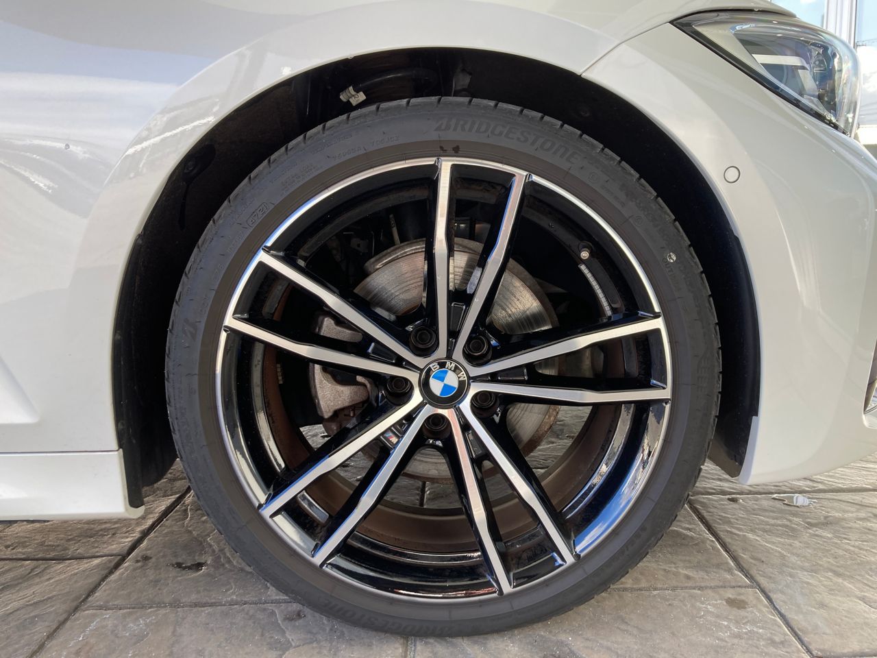 G21 320i RHD