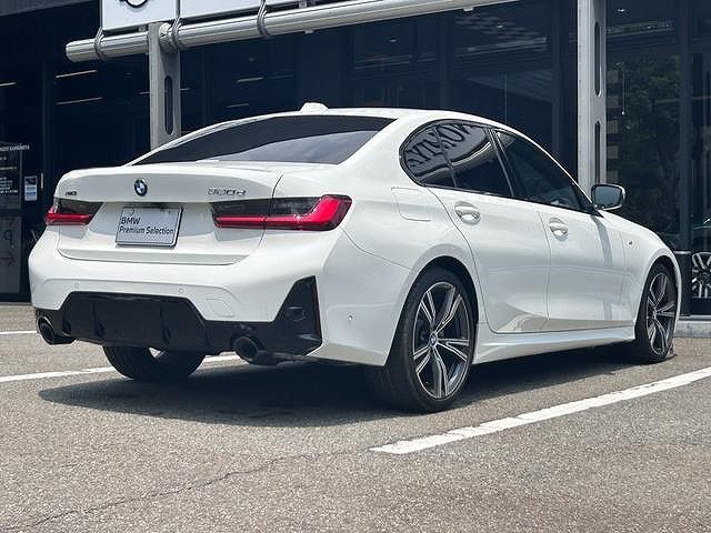 320d xDrive Berline RHD