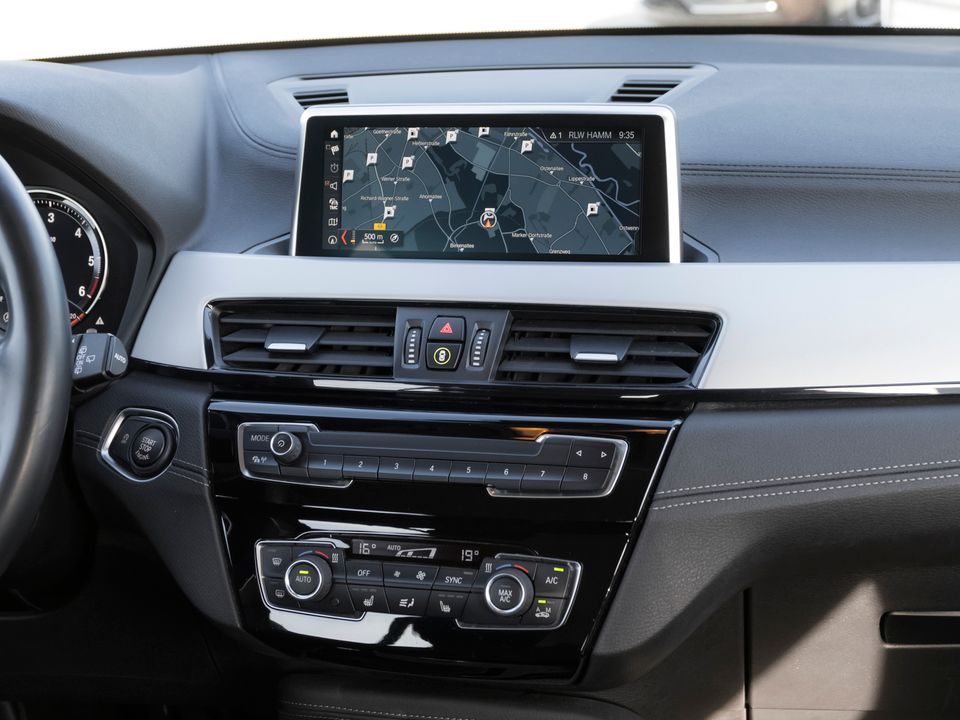 X2 sDrive18d