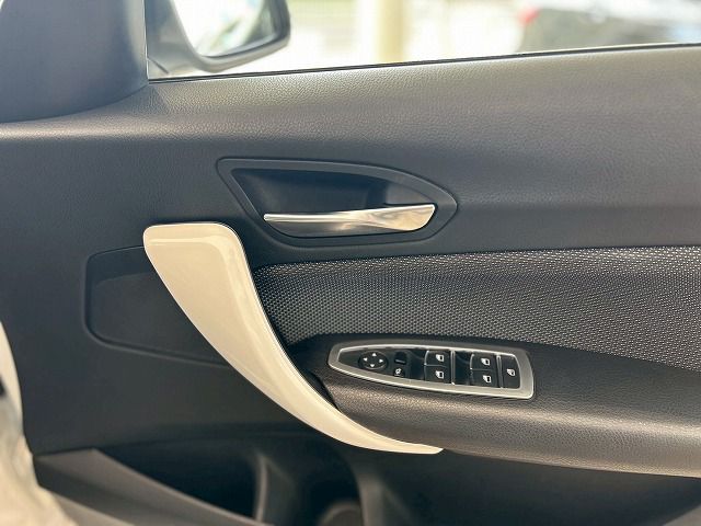118 5DOOR RHD