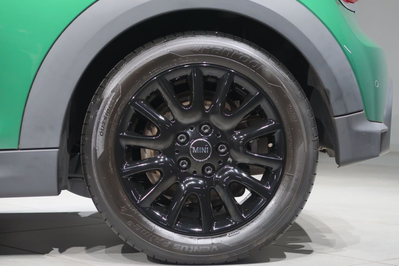 MINI Cooper F56 RHD