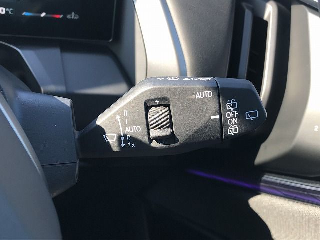 X3 M50 US