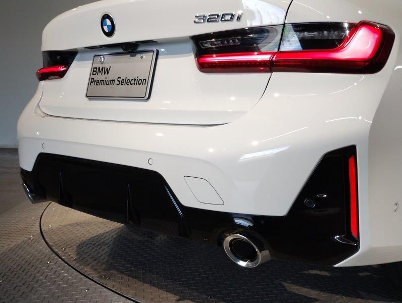 G20 320i Saloon LCI RHD MX