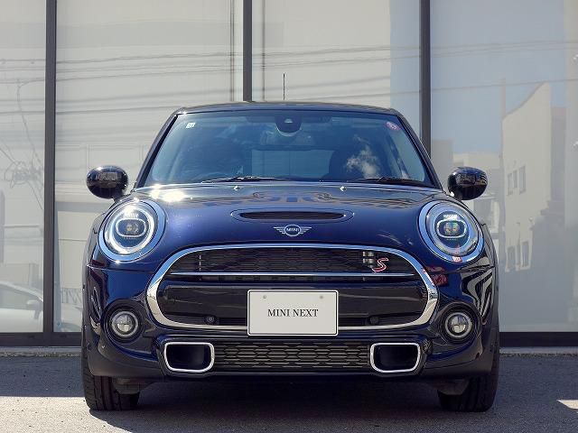 F55 COOPER S D(AT)