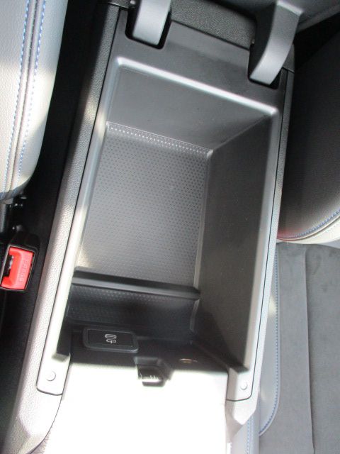 320d xDrive Berline RHD