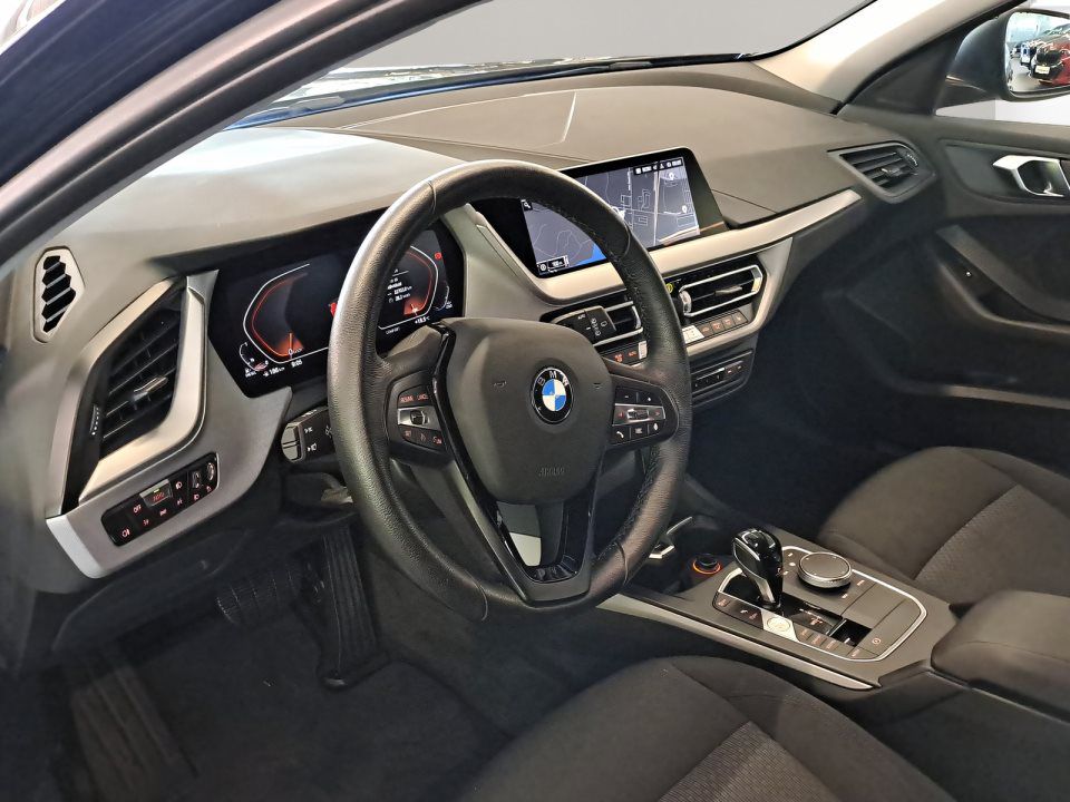 BMW 118