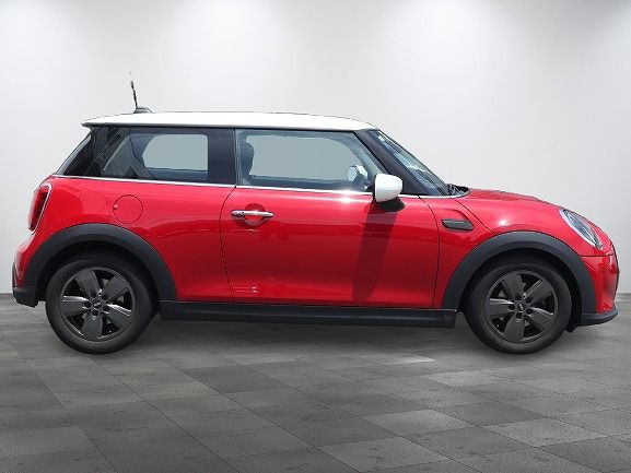 MINI Cooper F56 RHD
