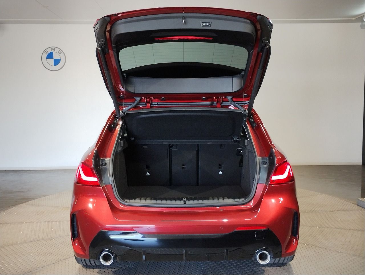 F40 118d Sports Hatch 5-door B47 2.0d