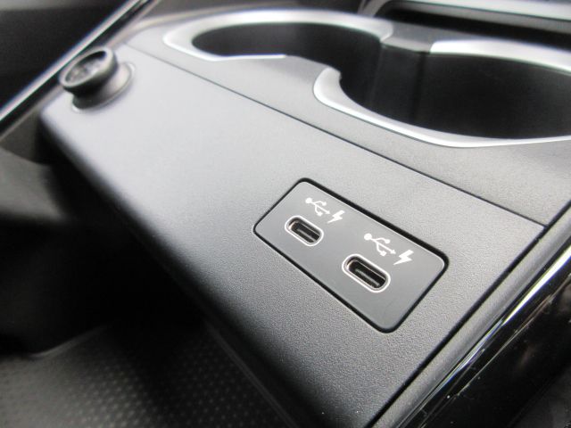 iX2 xDrive30 MSP
