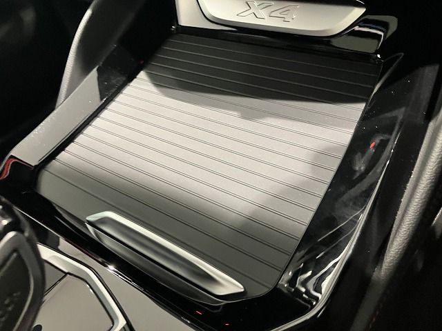 X4 xDrive20d RHD