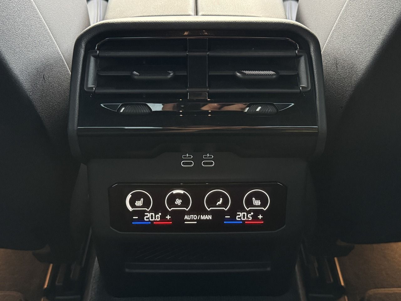 BMW i5 eDrive40 Sedan RHD