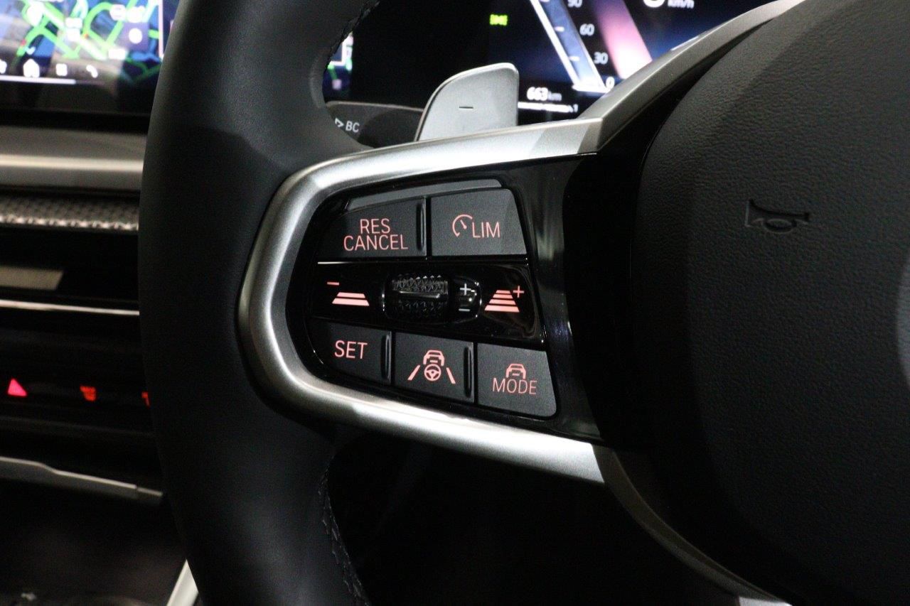 G** ***i G*** C**** ***