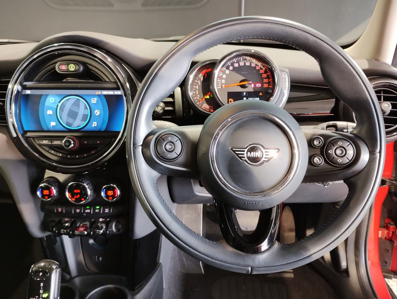F55 MINI Cooper 5-Door Hatch LCI