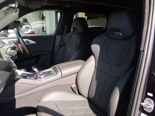 XM RHD