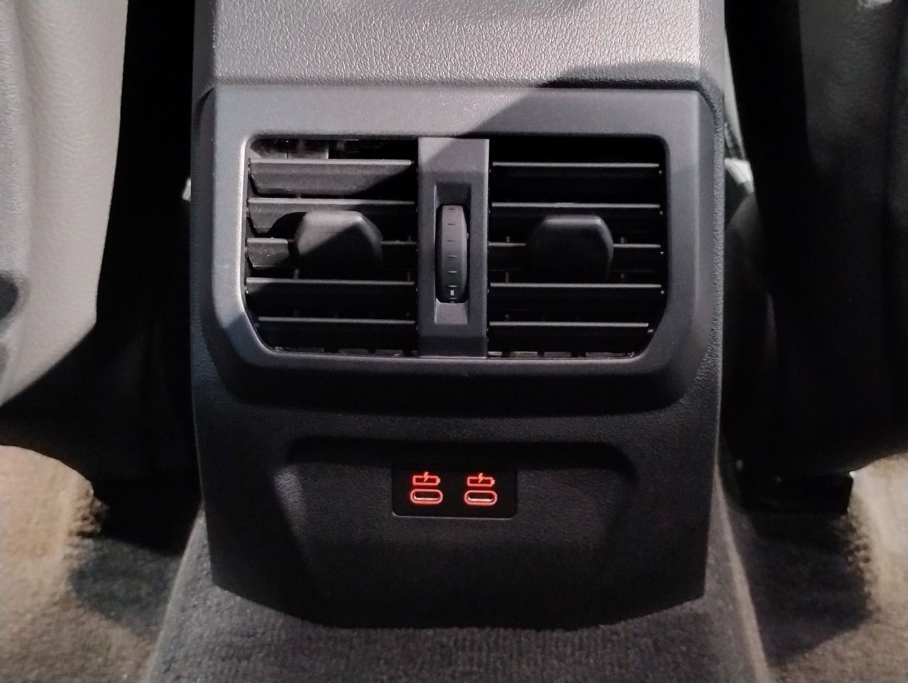 F40 118d Sports Hatch 5-door B47 2.0d
