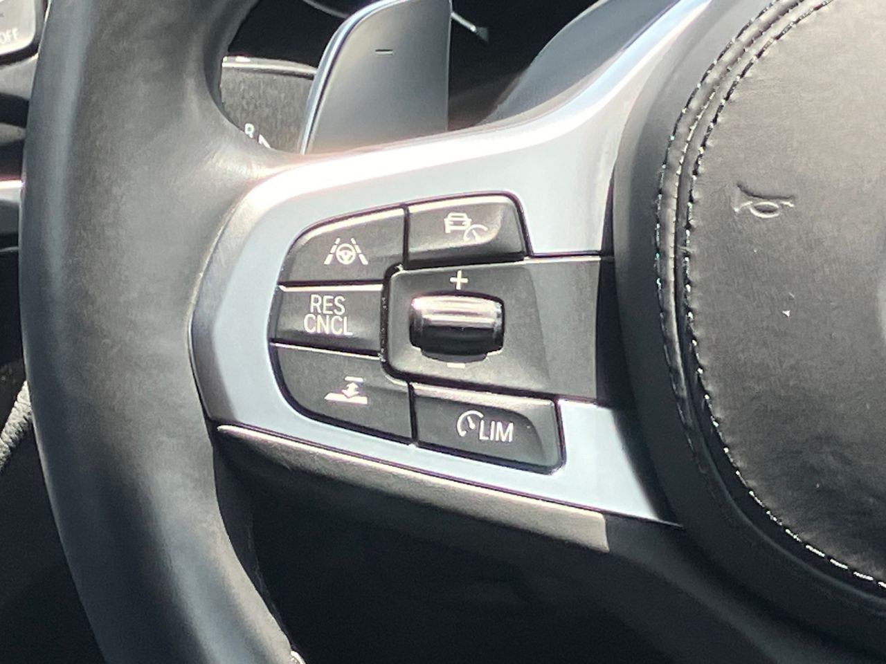 X3 M40d RHD