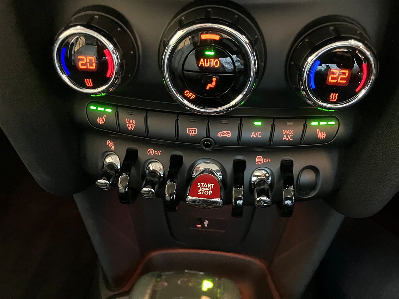 F55 COOPER D (AT)