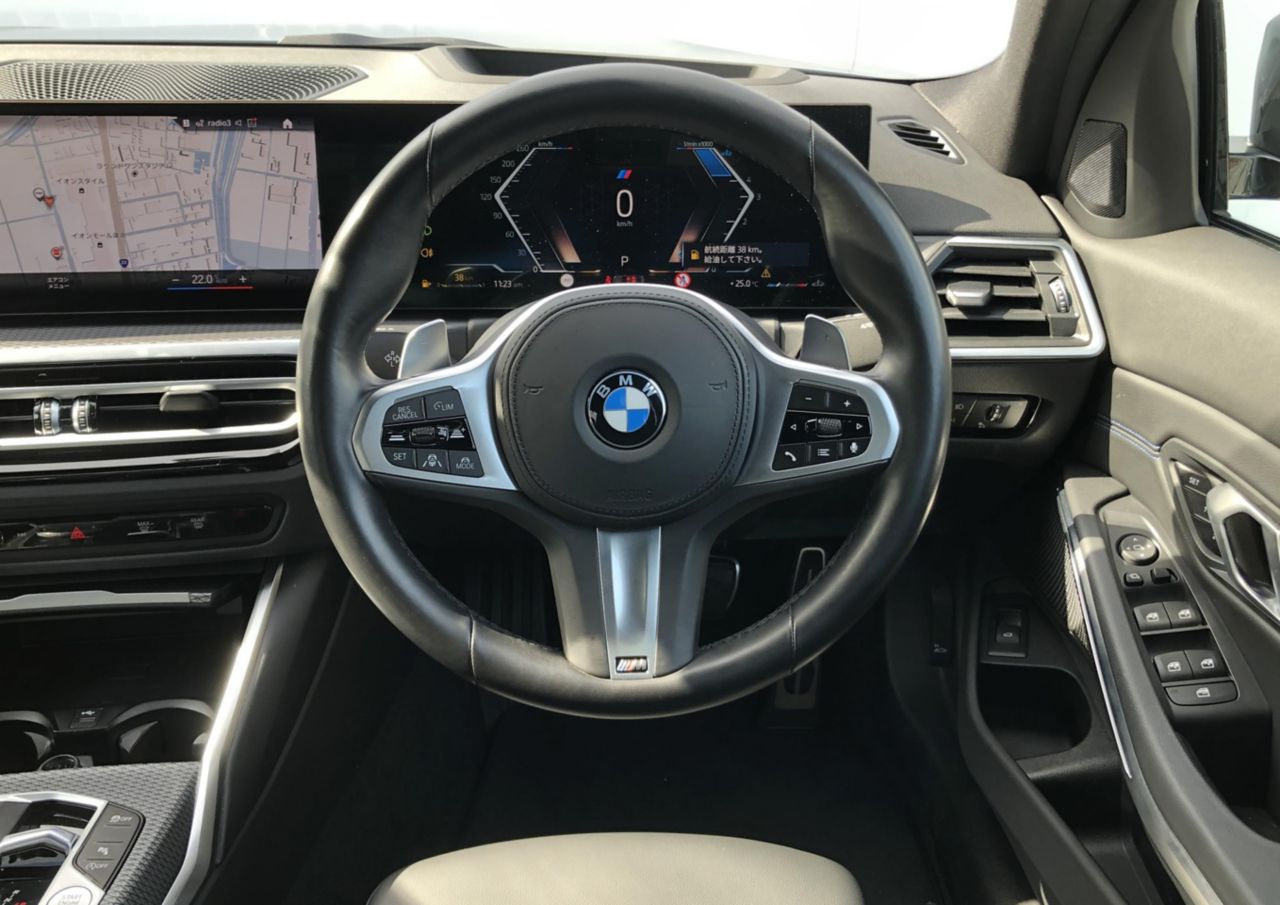 320d xDrive Berline RHD