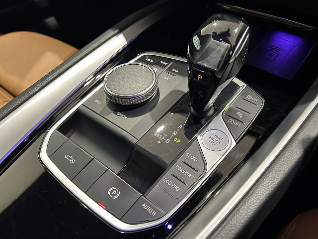 G29 z4 sDrive20i RHD