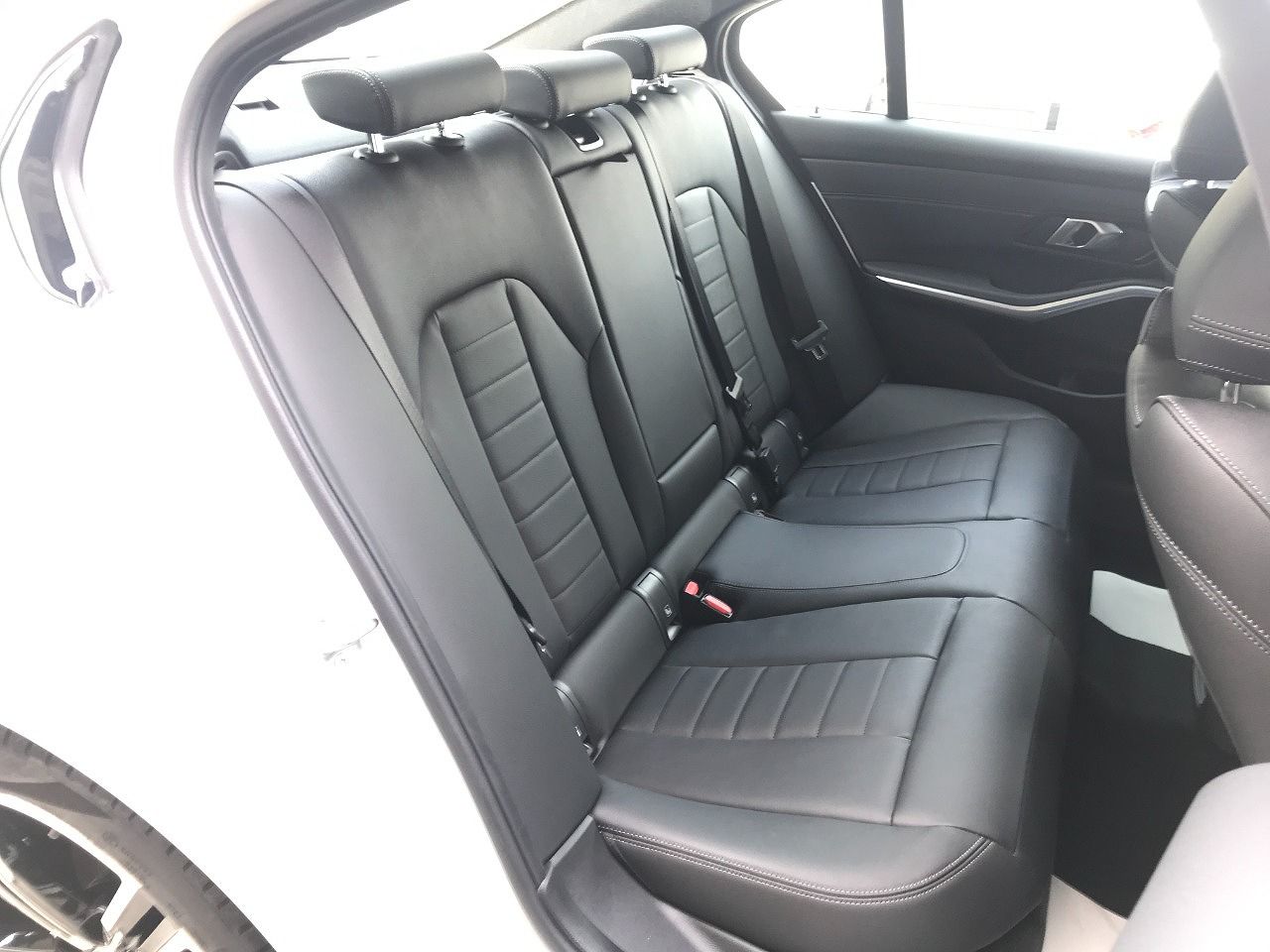 320d xDrive Berline RHD