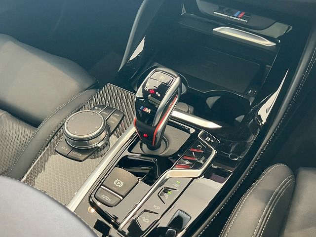 X4 M RHD