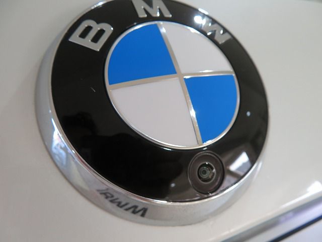 G** 4**i C********** B** 2**i RHD