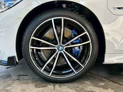 G20 330e Saloon RHD MX