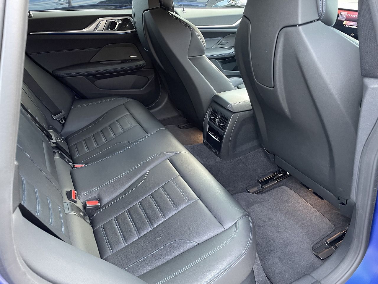 G26 i4 M50 RHD