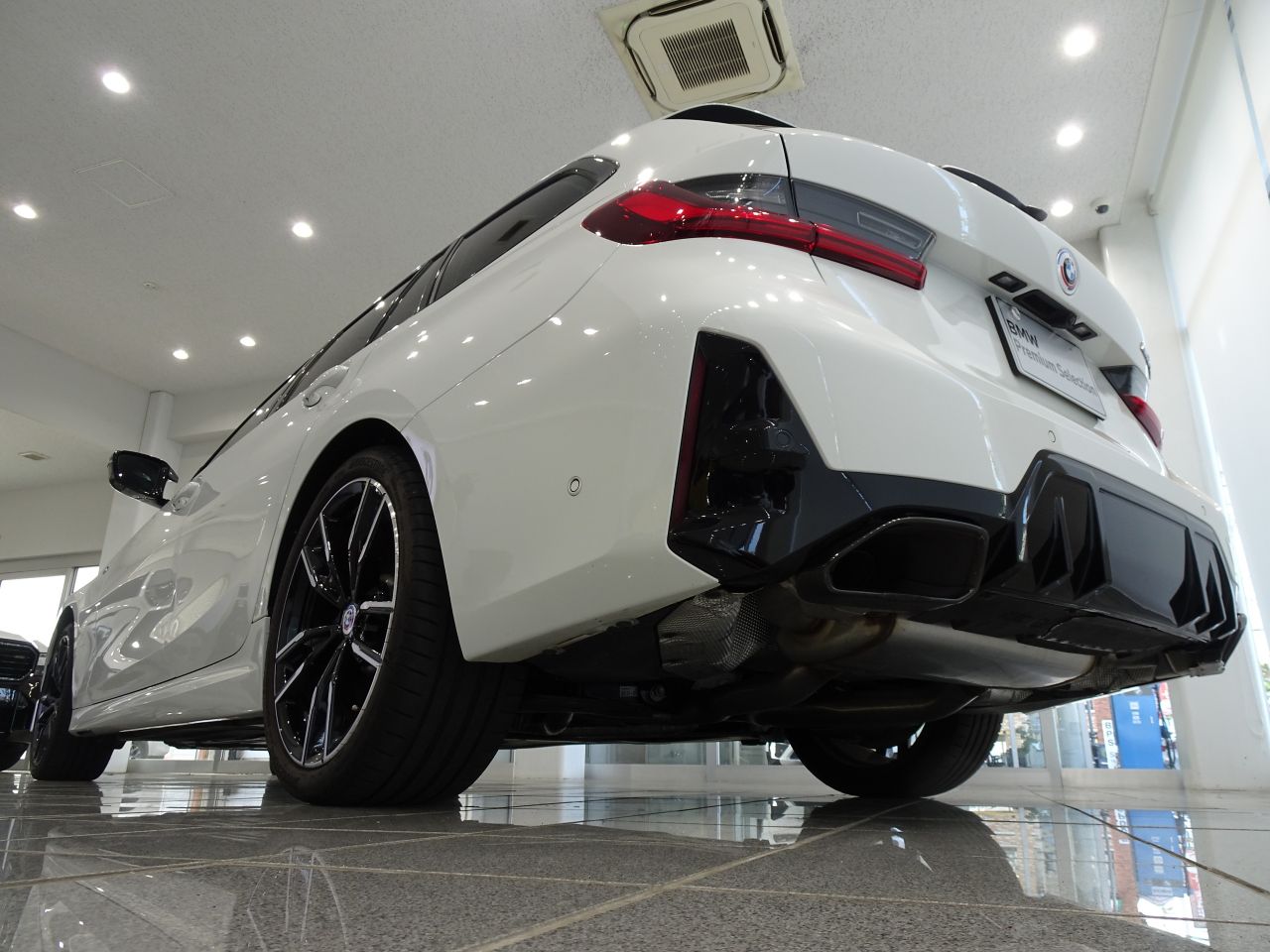 G21 M340i xDrive Touring LCI RHD