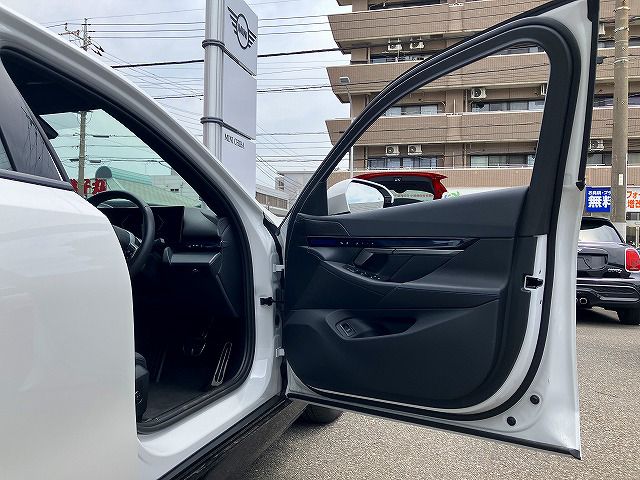520i Sedan RHD