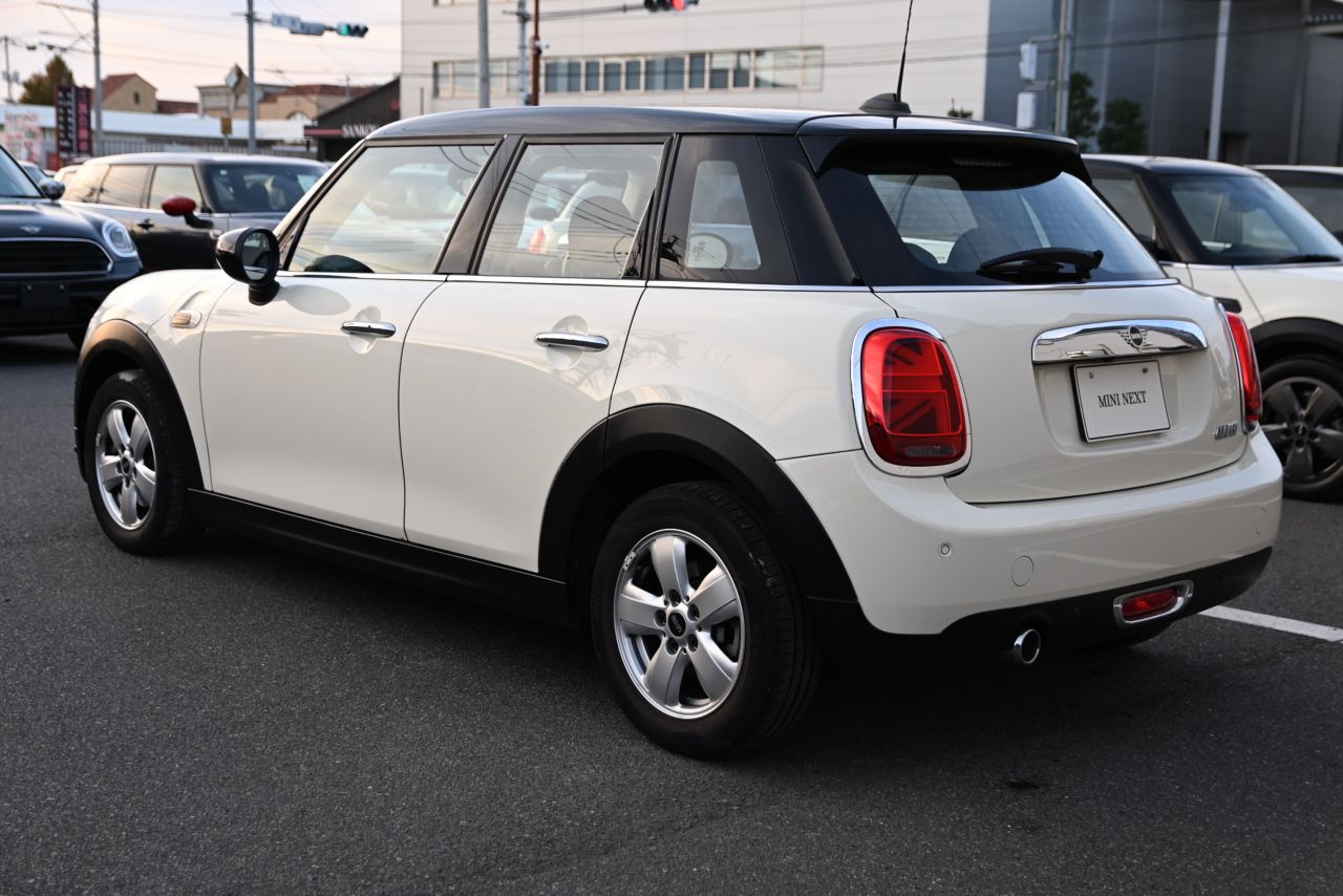 F55 MINI Cooper 5-Door Hatch LCI