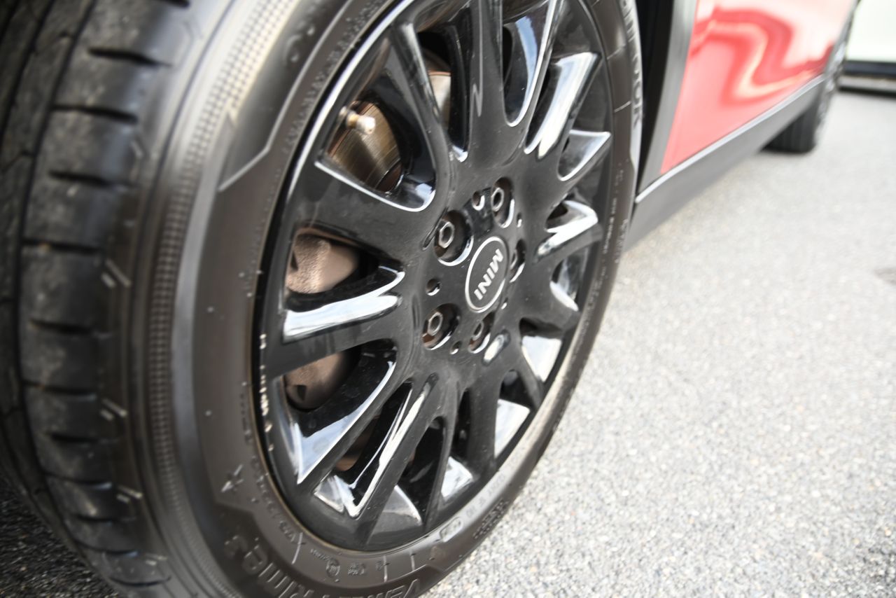 F55 MINI Cooper 5-Door Hatch LCI