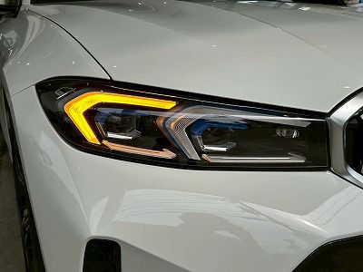 318i Touring RHD