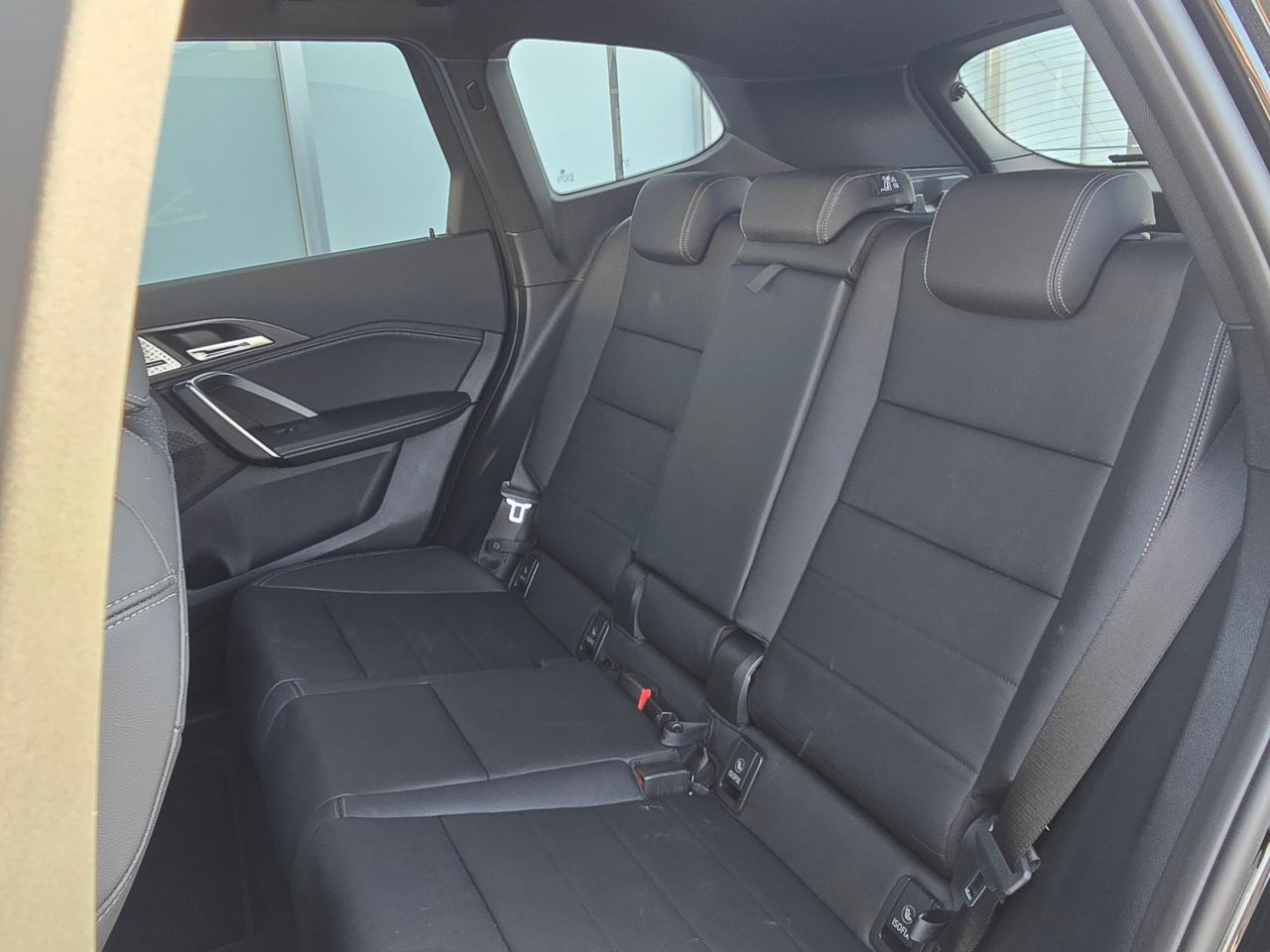 U11 iX1 xDrive30