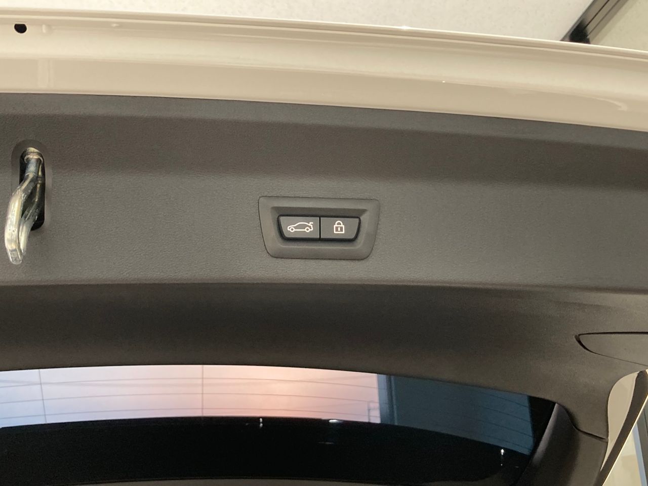 X3 20D