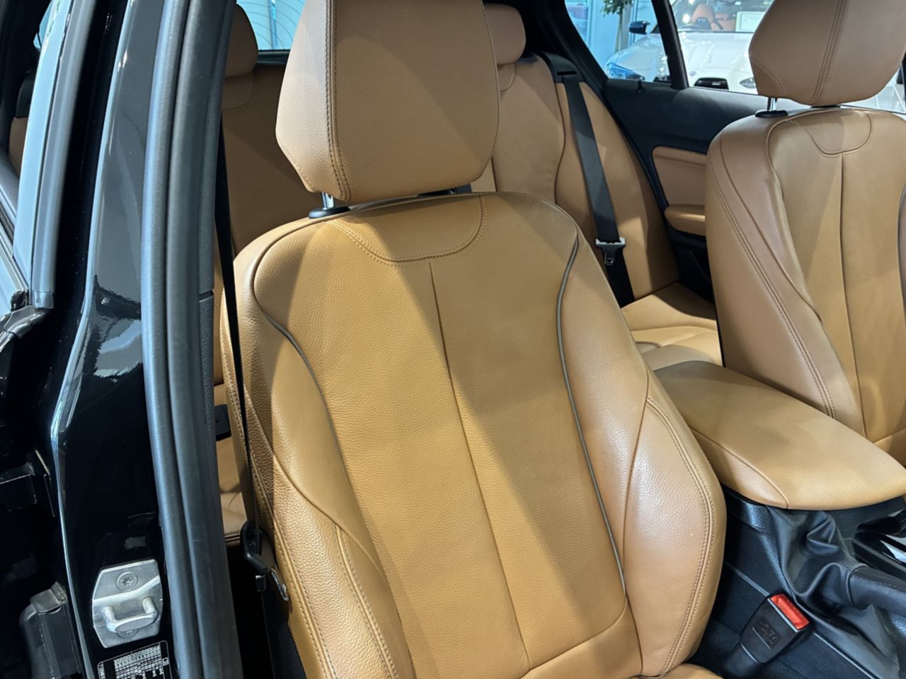 118D 5DOOR RHD